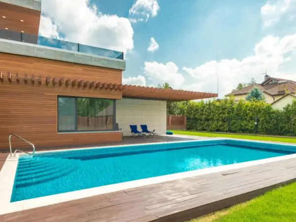 Construción de piscinas de obra a medida en Cerdanyola